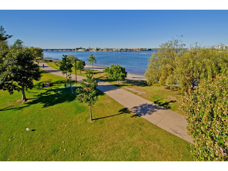 3/16-18 Abalone Ave., Paradise Point QLD 4216