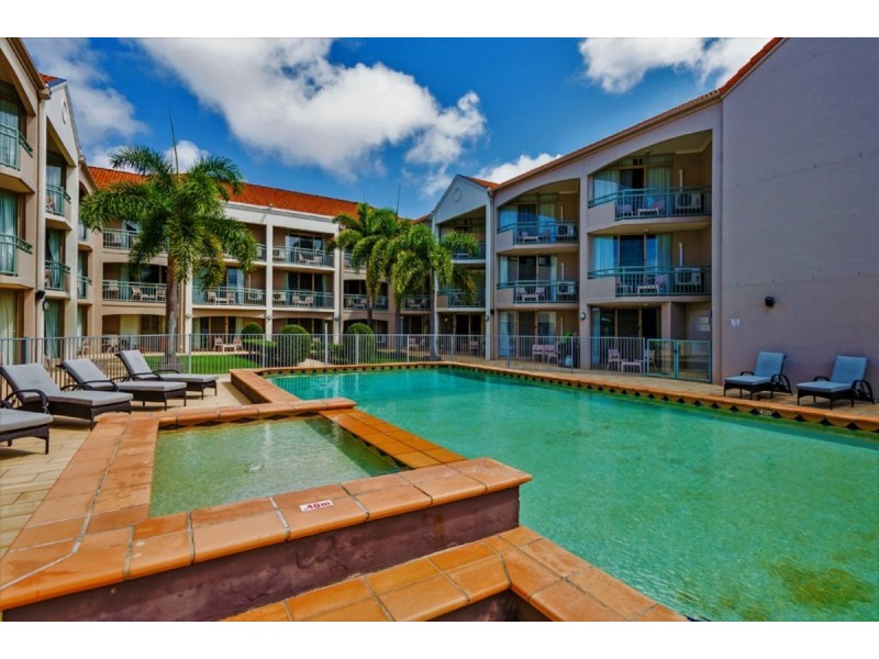 1015/56 Ramada Hotel, Hope Island QLD 4212