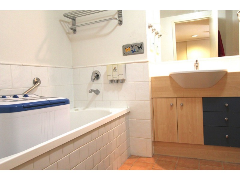 1015/56 Ramada Hotel, Hope Island QLD 4212