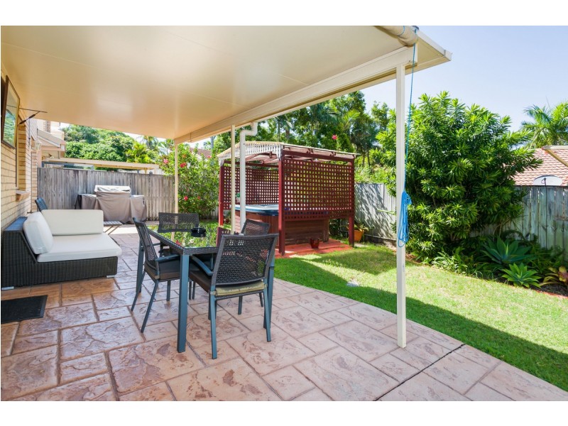4/264-268 Oxley Drive, Coombabah QLD 4216