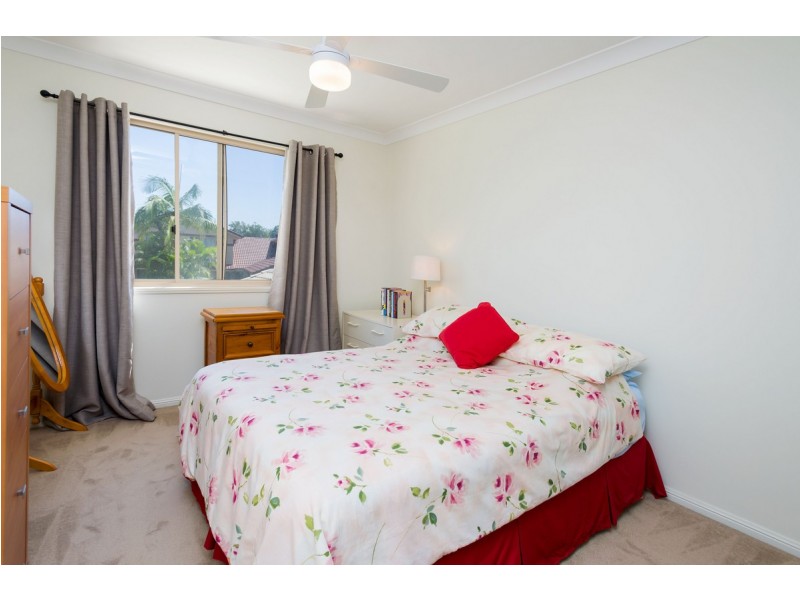 4/264-268 Oxley Drive, Coombabah QLD 4216