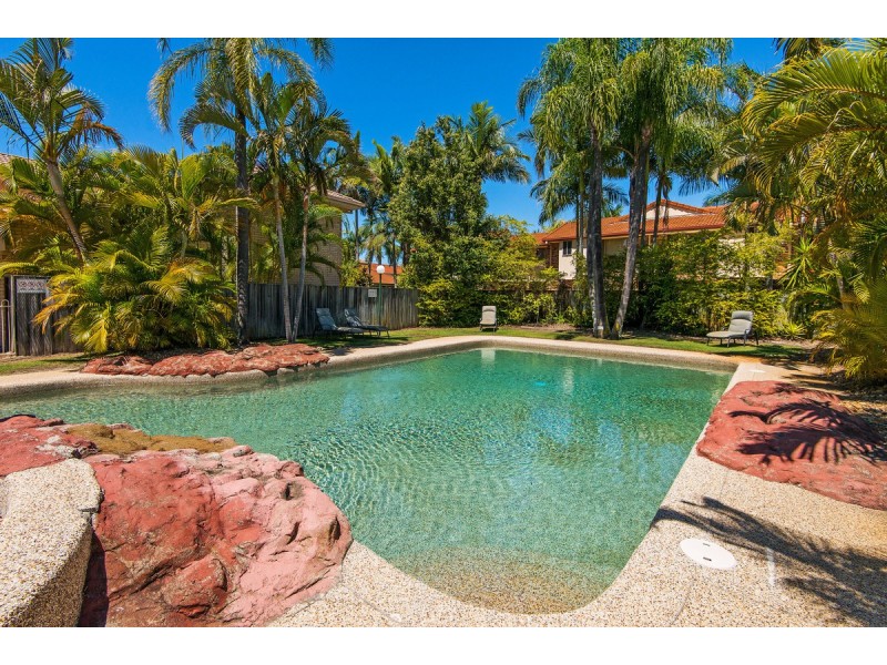 4/264-268 Oxley Drive, Coombabah QLD 4216