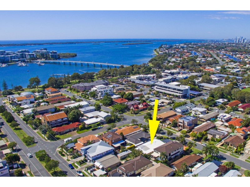 25 Victor Avenue, Paradise Point QLD 4216