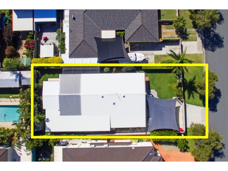 25 Victor Avenue, Paradise Point QLD 4216