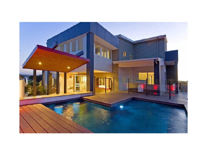 16 Village High Crescent, Coomera QLD 4209