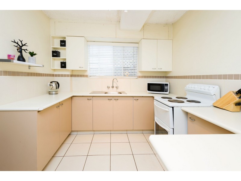 1/17 Teal Avenue, Paradise Point QLD 4216