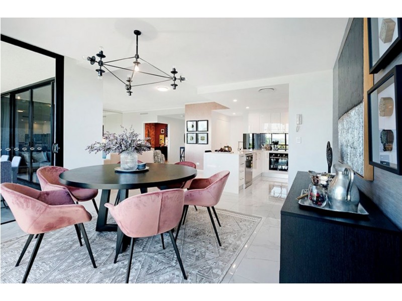 34 John Francis Dve, Carrara QLD 4211