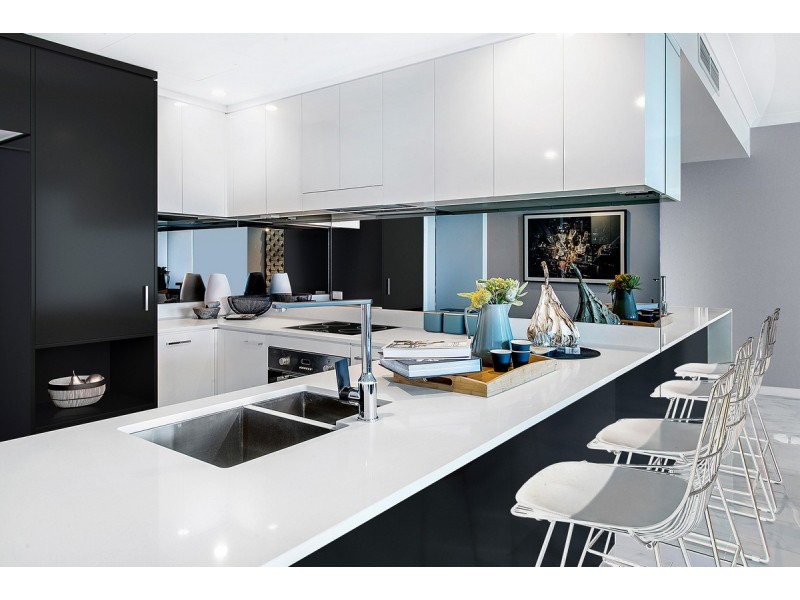 34 John Francis Dve, Carrara QLD 4211