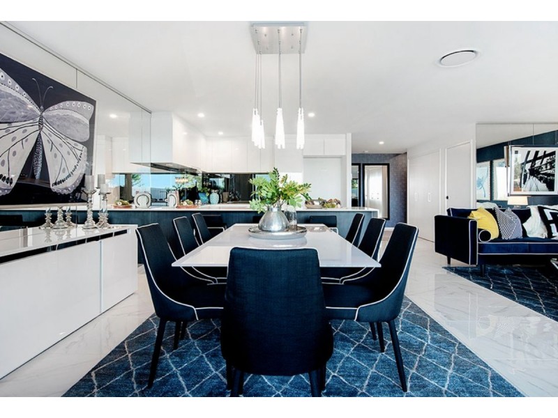 34 John Francis Dve, Carrara QLD 4211