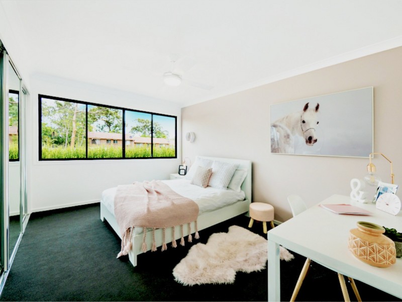 34 John Francis Dve, Carrara QLD 4211