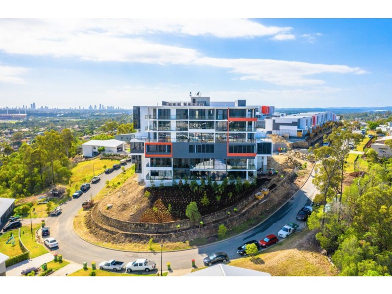 34 John Francis Dve, Carrara QLD 4211