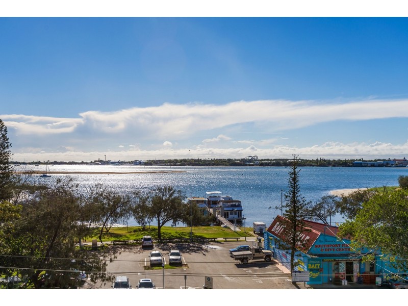 56/106 Marine Parade, Southport QLD 4215