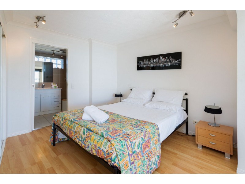 56/106 Marine Parade, Southport QLD 4215