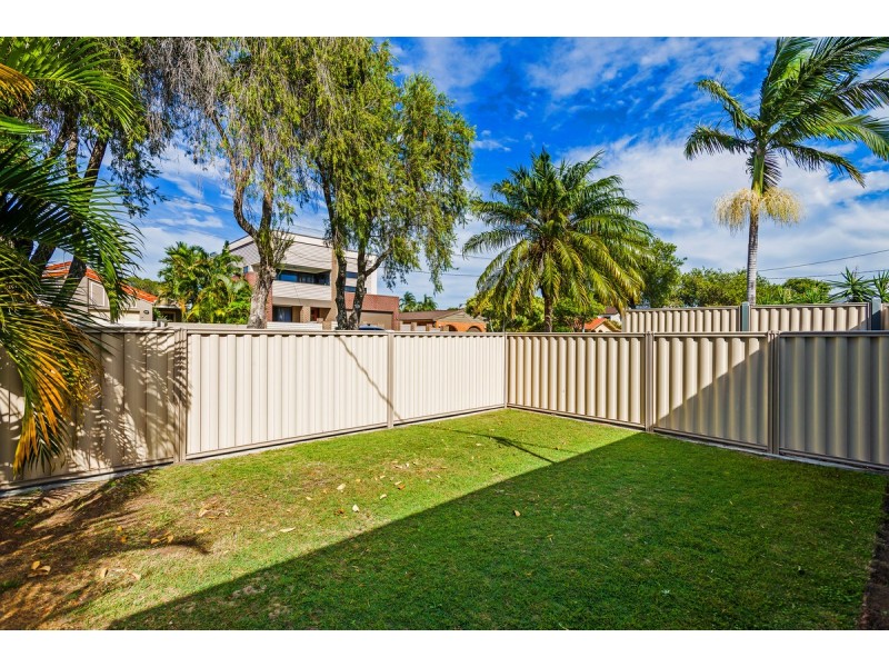 1/23 Victor Avenue, Paradise Point QLD 4216