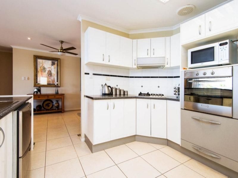 Paradise Point QLD 4216