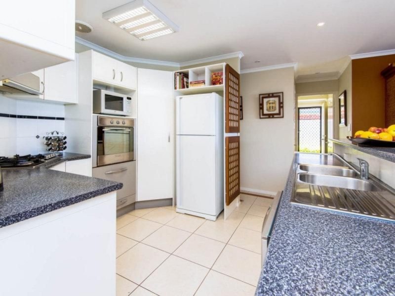 Paradise Point QLD 4216