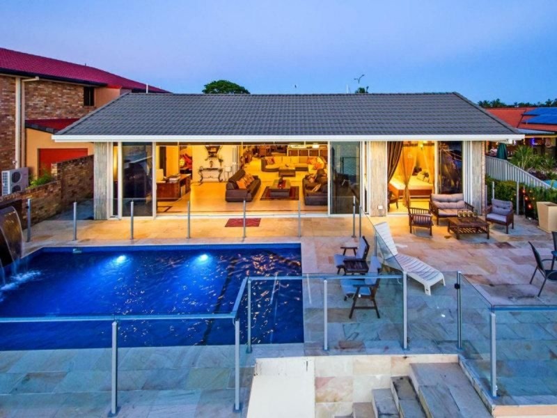 Paradise Point QLD 4216