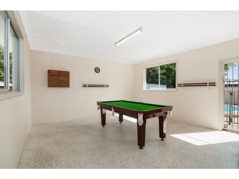 16 Iando Street, Coombabah QLD 4216