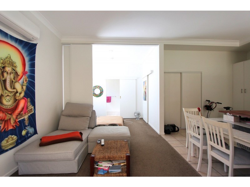 5A/30 Government Road, Labrador QLD 4215