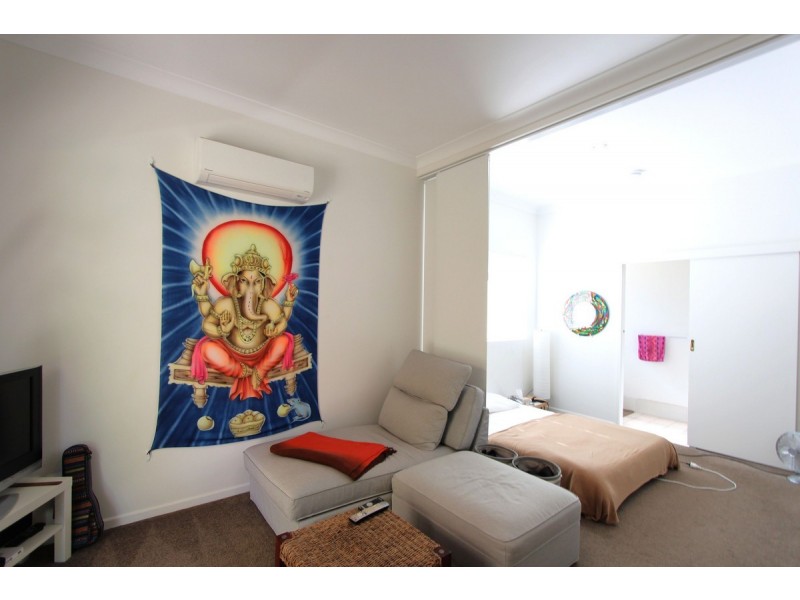 5A/30 Government Road, Labrador QLD 4215