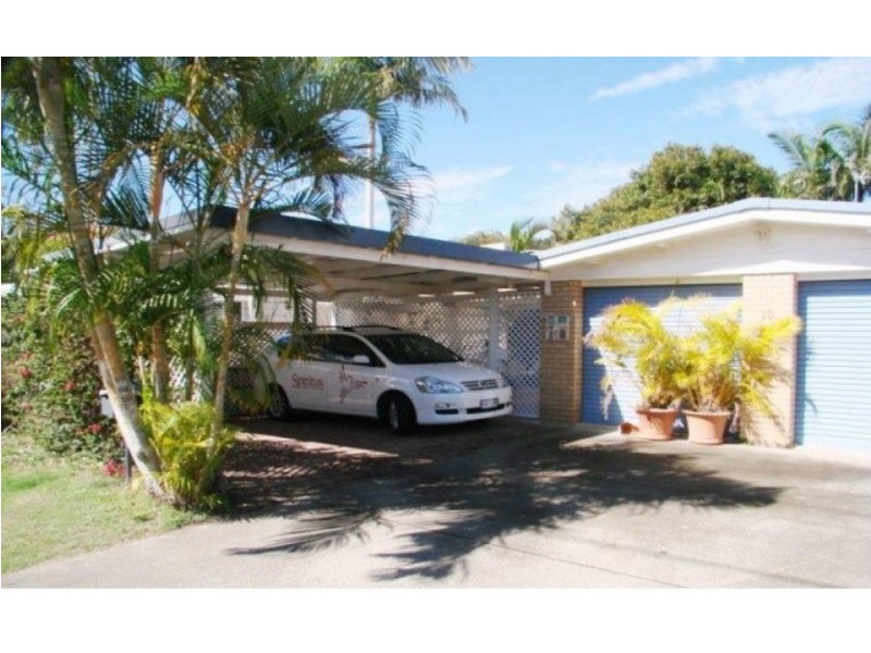 2/10 Donald Avenue, Paradise Point QLD 4216