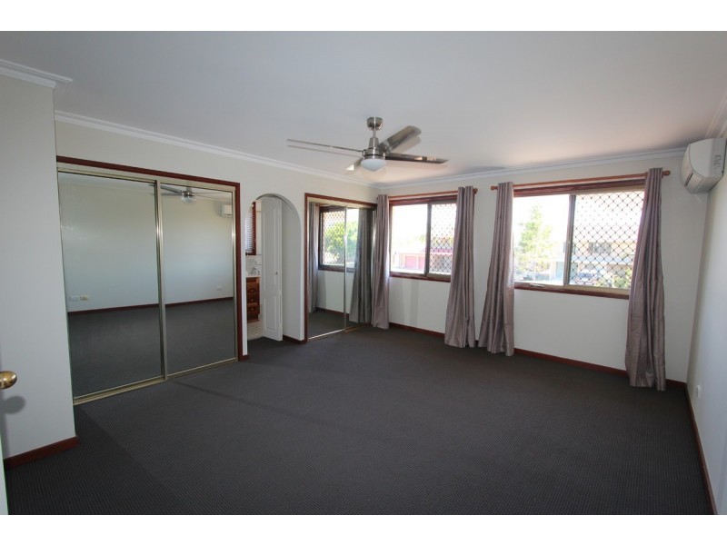 58 Abalone Avenue, Paradise Point QLD 4216