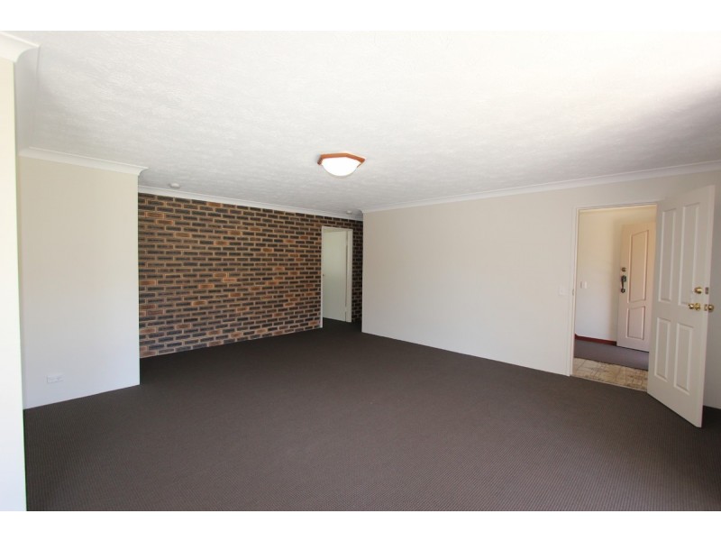 58 Abalone Avenue, Paradise Point QLD 4216