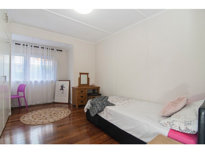 40 Iando Street, Coombabah QLD 4216