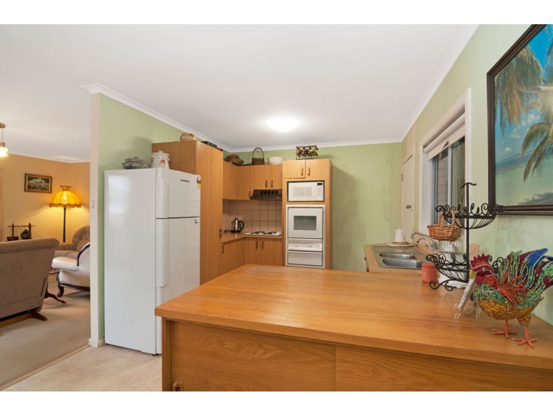 12 Eider Avenue, Paradise Point QLD 4216