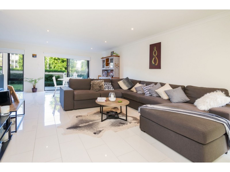 29/126 Marina Quays Boulevard, Hope Island QLD 4212