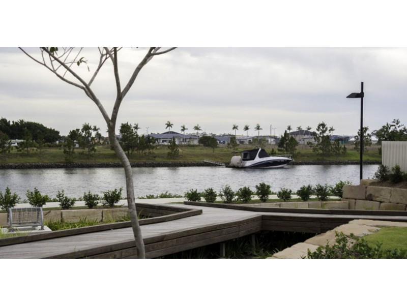 29/126 Marina Quays Boulevard, Hope Island QLD 4212