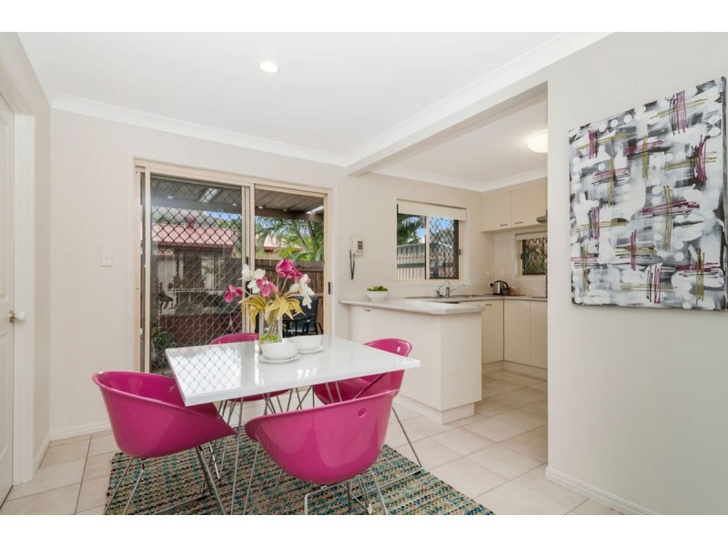 1/32 Broad Street, Labrador QLD 4215