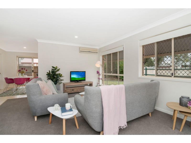 1/32 Broad Street, Labrador QLD 4215