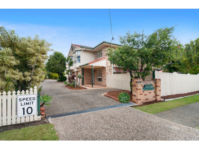 1/32 Broad Street, Labrador QLD 4215