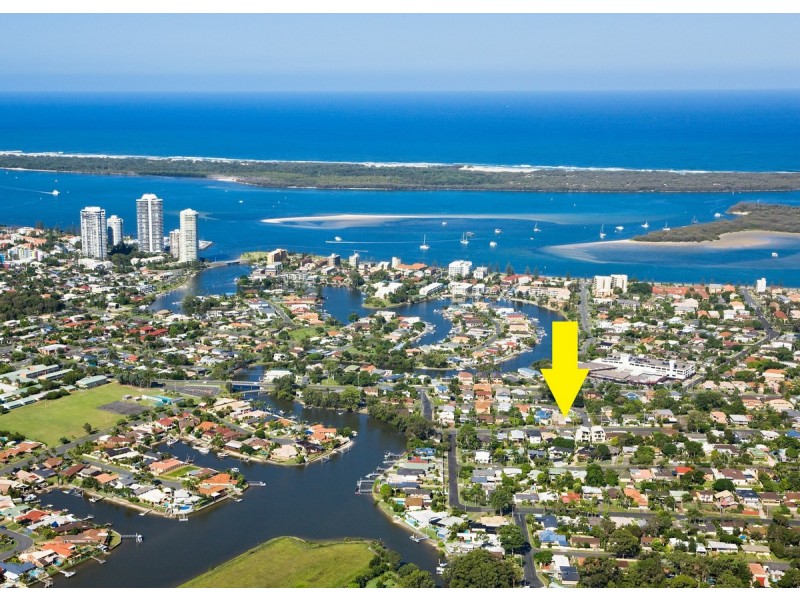 39 Ashbourne Terrace, Biggera Waters QLD 4216