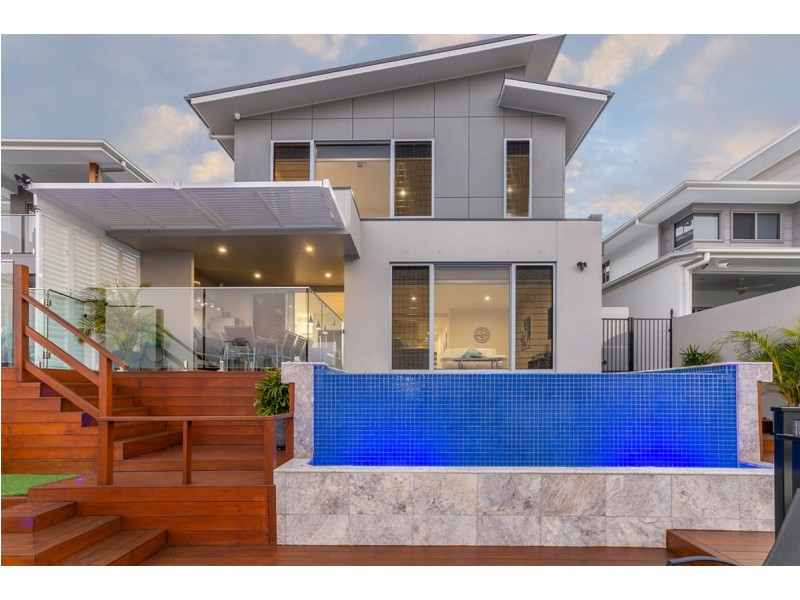 69 Cova Boulevard, Hope Island QLD 4212