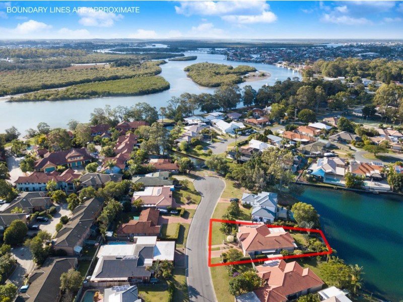 7 Taupo Court, Coombabah QLD 4216