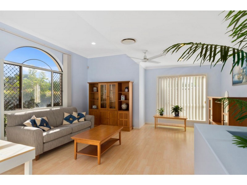 7 Taupo Court, Coombabah QLD 4216