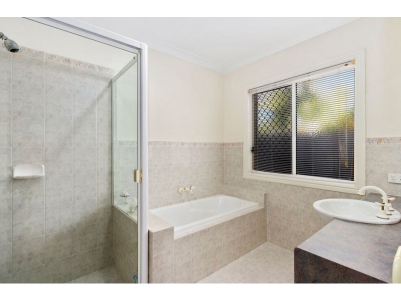 7 Taupo Court, Coombabah QLD 4216