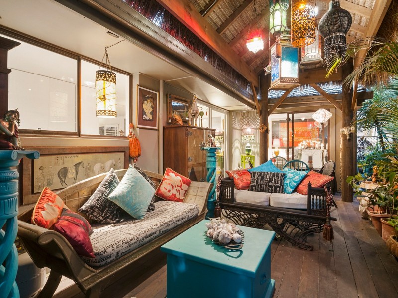 1 & 2/6 Victor Avenue, Paradise Point QLD 4216