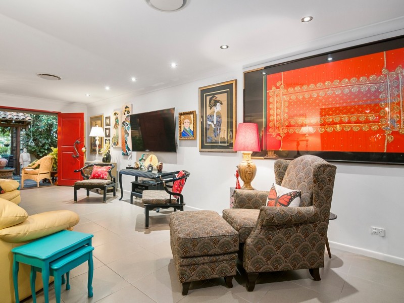 1 & 2/6 Victor Avenue, Paradise Point QLD 4216