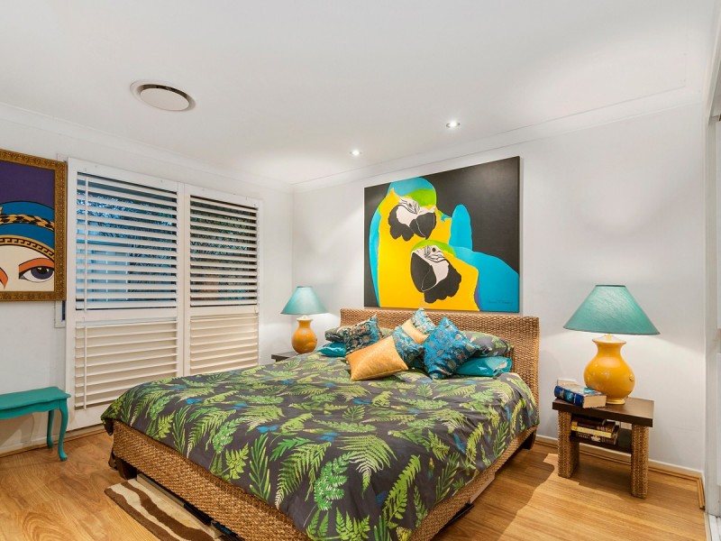 1 & 2/6 Victor Avenue, Paradise Point QLD 4216