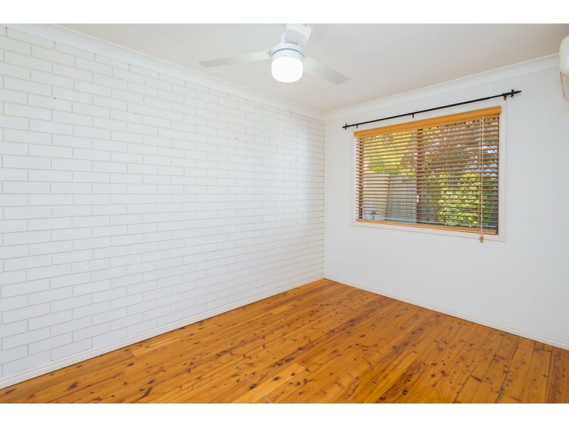 1/10 Donald Avenue, Paradise Point QLD 4216
