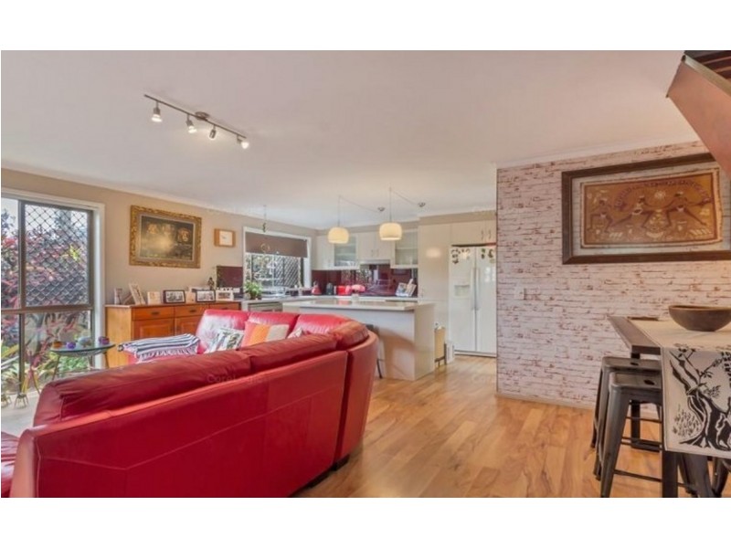 4/23 Whiting Street, Labrador QLD 4215