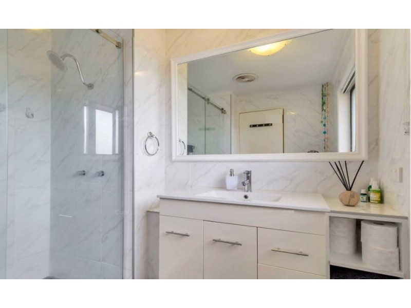 4/23 Whiting Street, Labrador QLD 4215