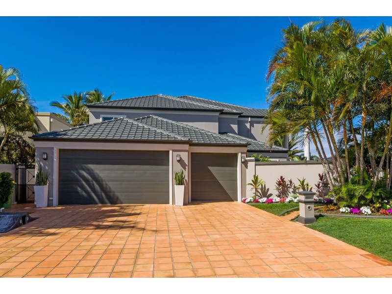 1 Excalibur Crescent, Paradise Point QLD 4216