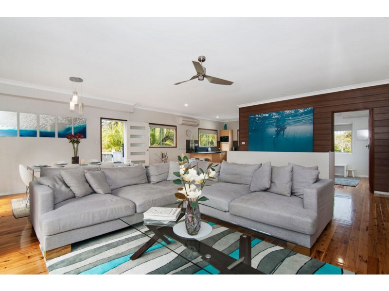 112 Sheehan Avenue, Hope Island QLD 4212