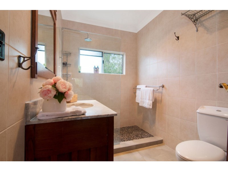 112 Sheehan Avenue, Hope Island QLD 4212