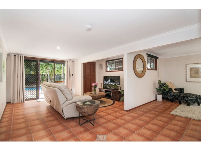 112 Sheehan Avenue, Hope Island QLD 4212