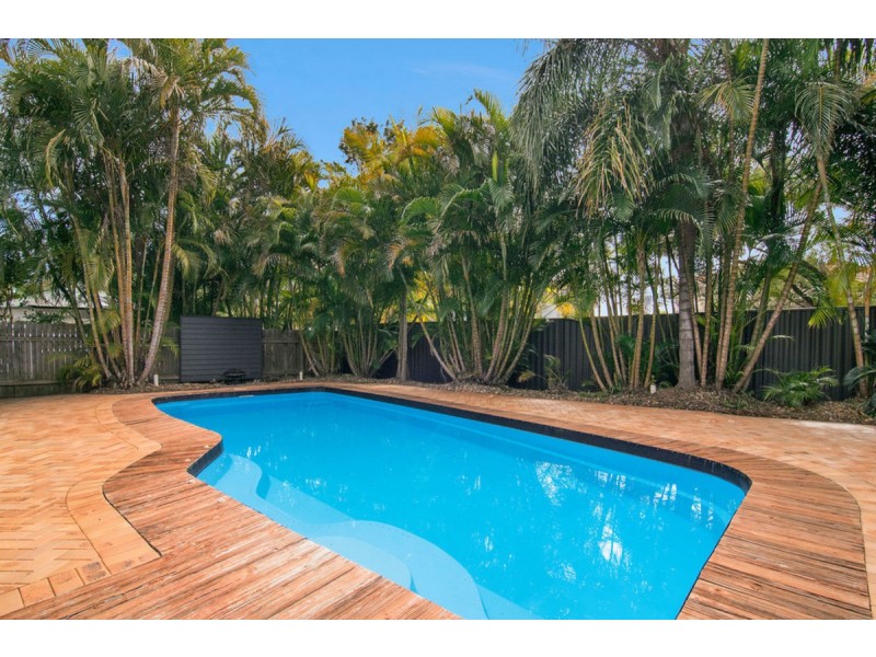112 Sheehan Avenue, Hope Island QLD 4212
